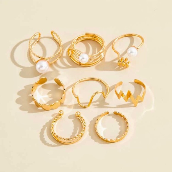 Ladies 8 piece  ring set. - Picture 4 of 5